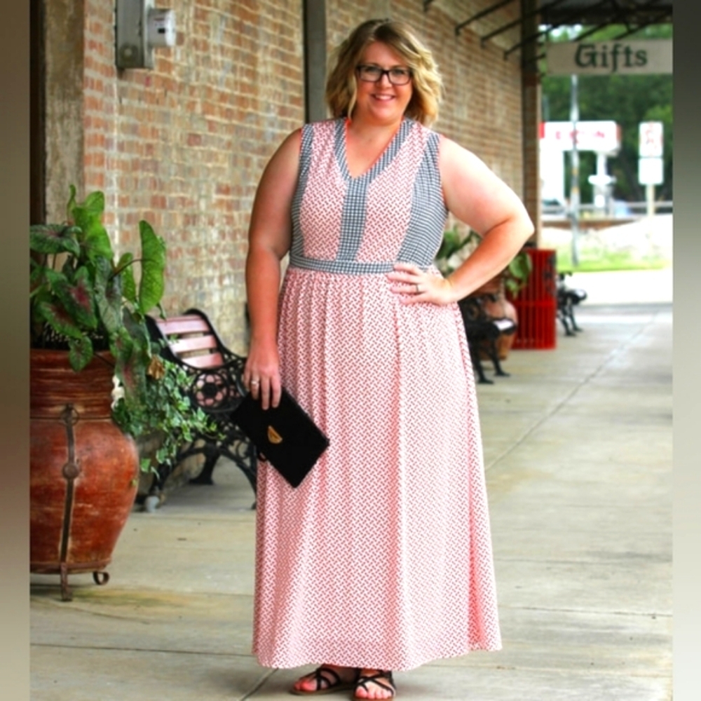 Gibson Latimer Fresh Forward Women Maxi Dress Coral Black Sleeveless V-neck MED